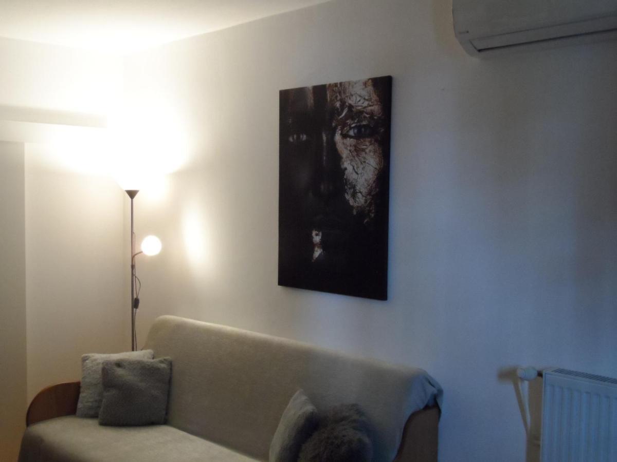 M@D Apartment 티미쇼아라 외부 사진