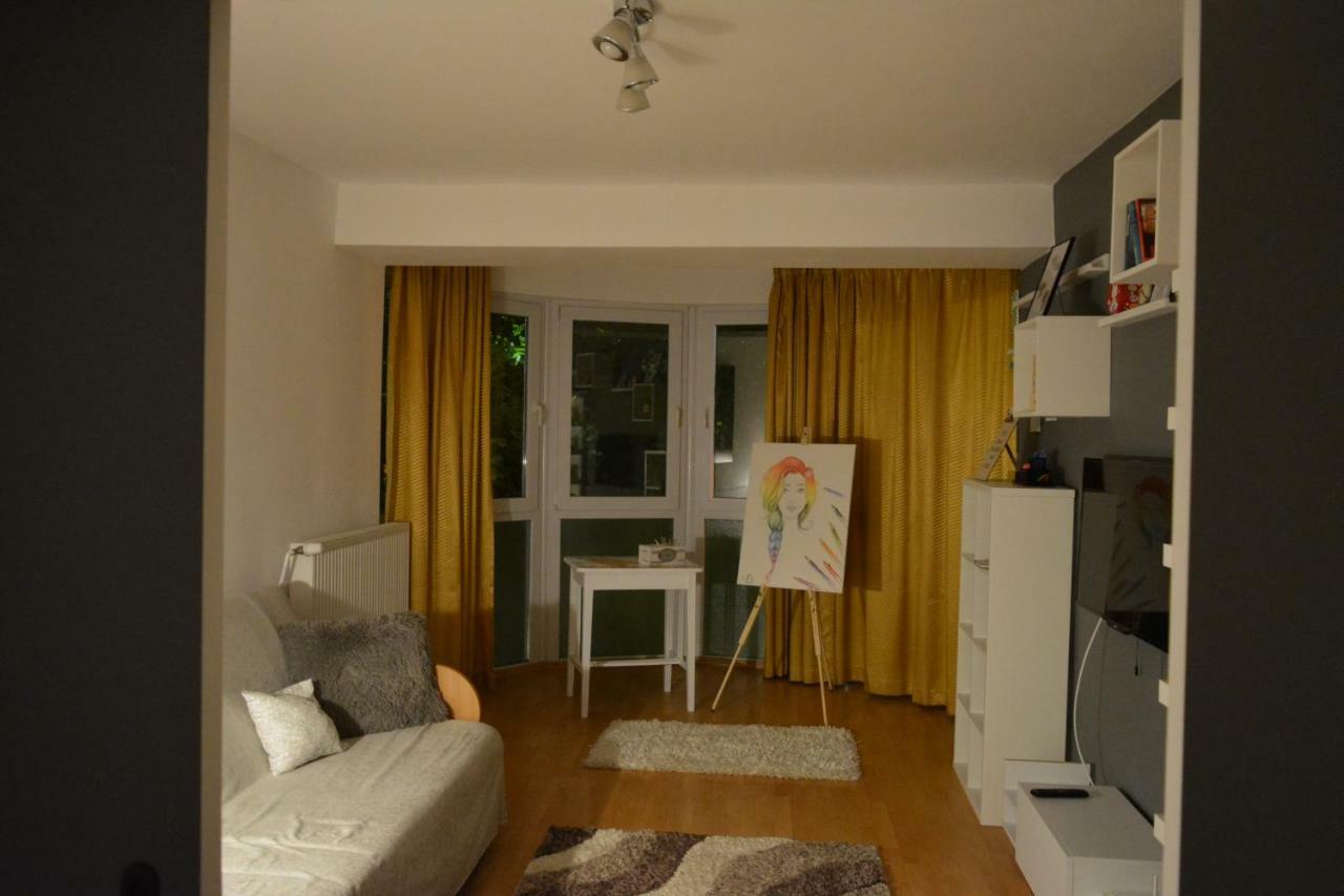 M@D Apartment 티미쇼아라 외부 사진